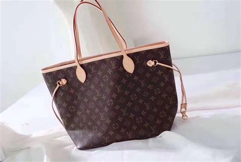 lv 和 coach|COACH好还是LV好？ .